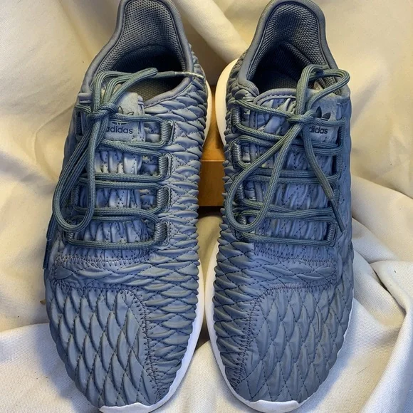 Adidas amazing sneakers art 8868 super rare!